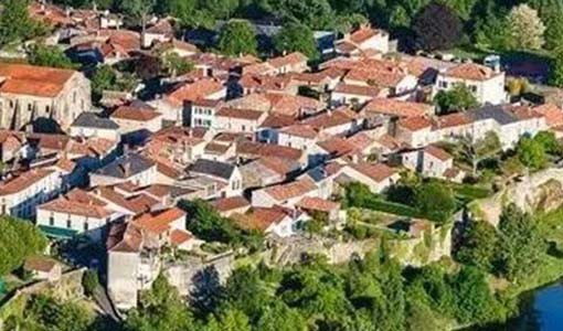 河池回乡建别墅为什么一定要选专业乡墅公司